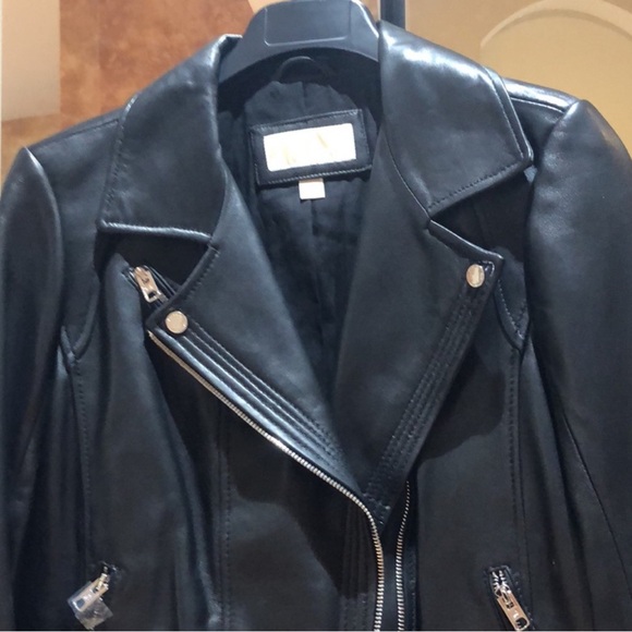Michael Kors Black Soft Leather Moto Jacket size Large worn once EUC - Picture 2 of 7